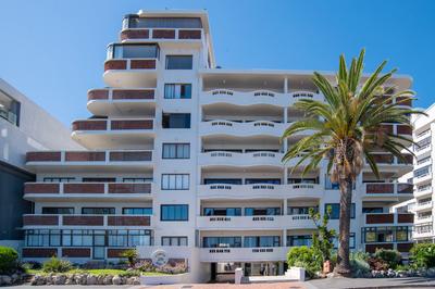 Apartment / Flat For Rent in Sea Point, Cape Town